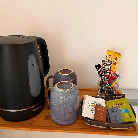 Chateau Canteloup Saint-Caprais-de-Bordeaux