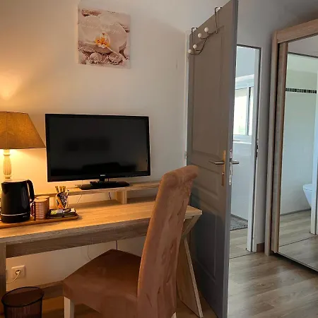 Chateau Canteloup * Saint-Caprais-de-Bordeaux